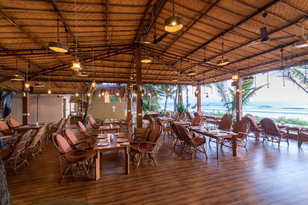 Amadi Beach Front Resort Mandrem Exterior photo