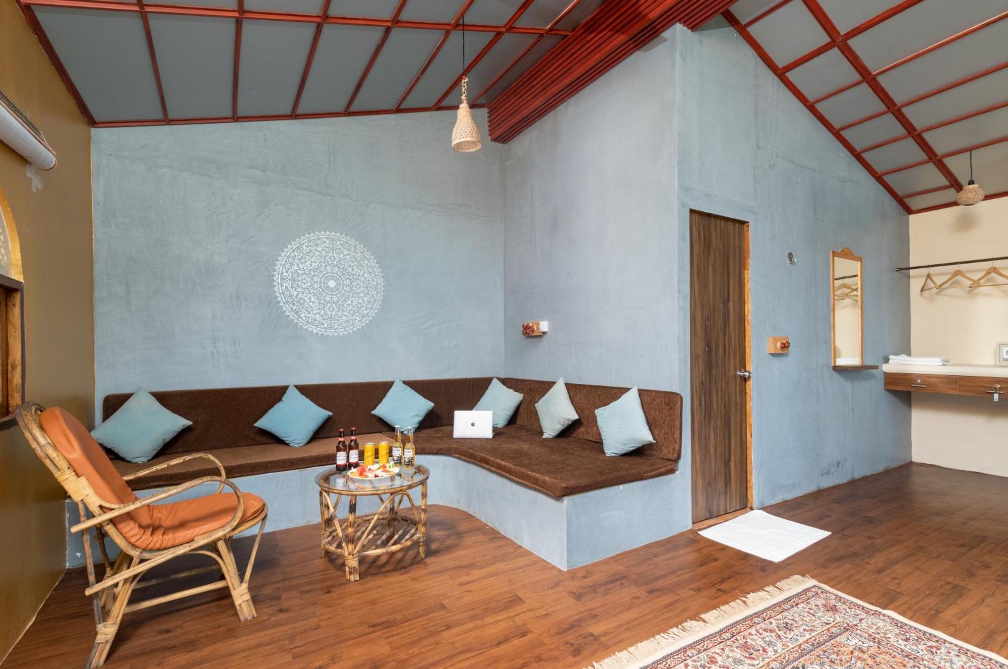 Amadi Beach Front Resort Mandrem Room photo